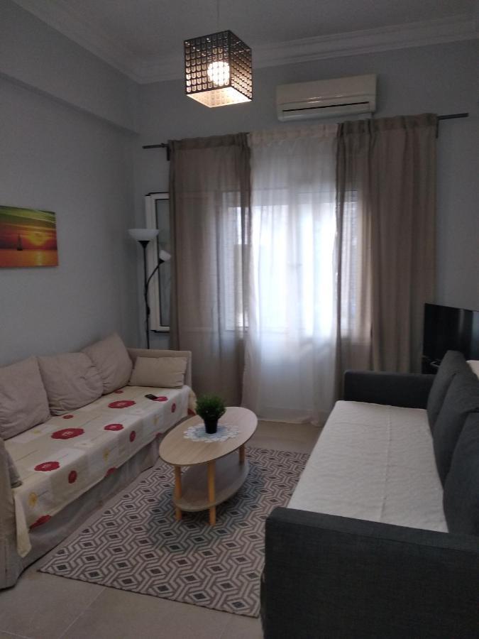 Central Town House 60M2**** 피레아스 외부 사진